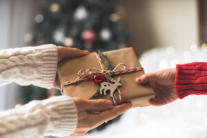 House Cleaning Service Make the Perfect Holiday Gift – Let Us Surprise Your Loved Ones